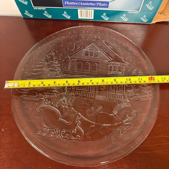 Vintage Libbey Christmas Platter Sleigh Ride Clear with Embossed Design - Picture 6 of 6